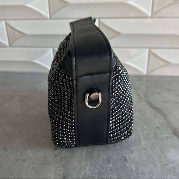 NWOT Olga Berg Alexandra Crystal Bag | Black - Picture 4 of 9